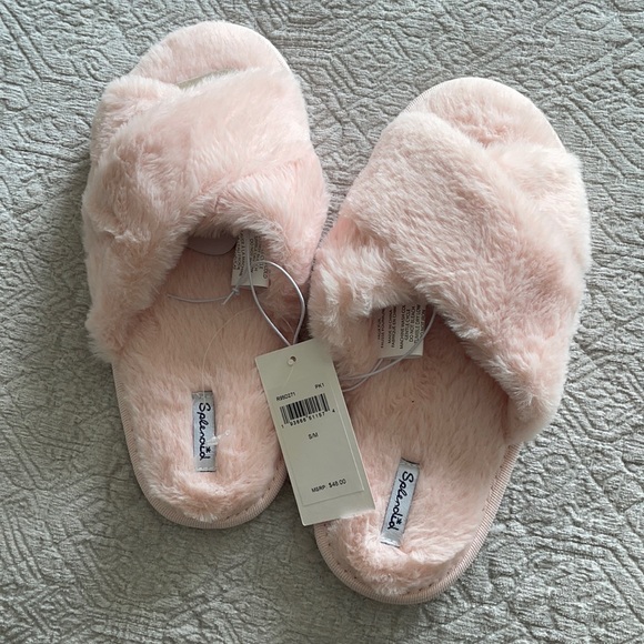 Splendid Shoes - Faux Fur Crisscross Slippers